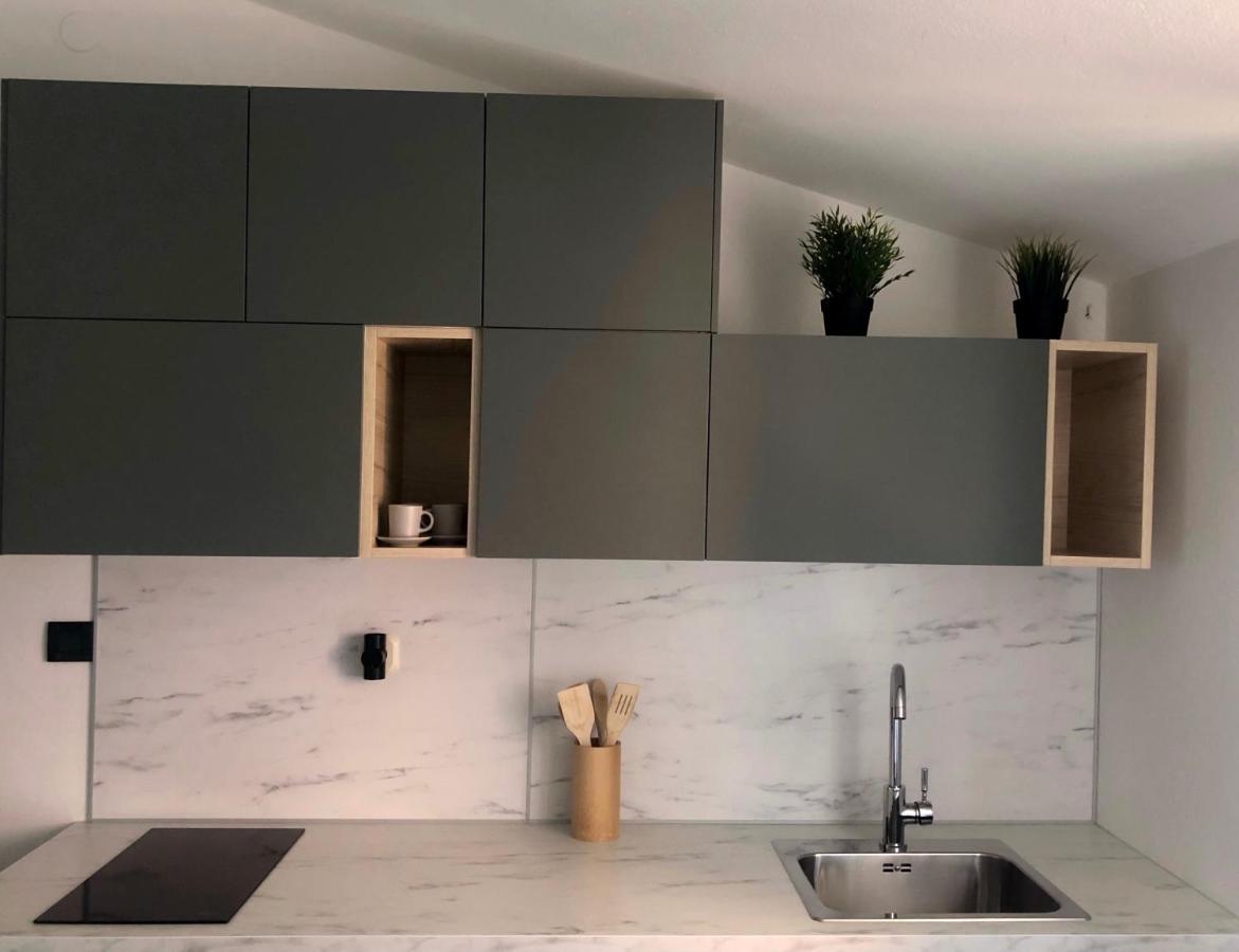 Apartment Anni Pula Luaran gambar