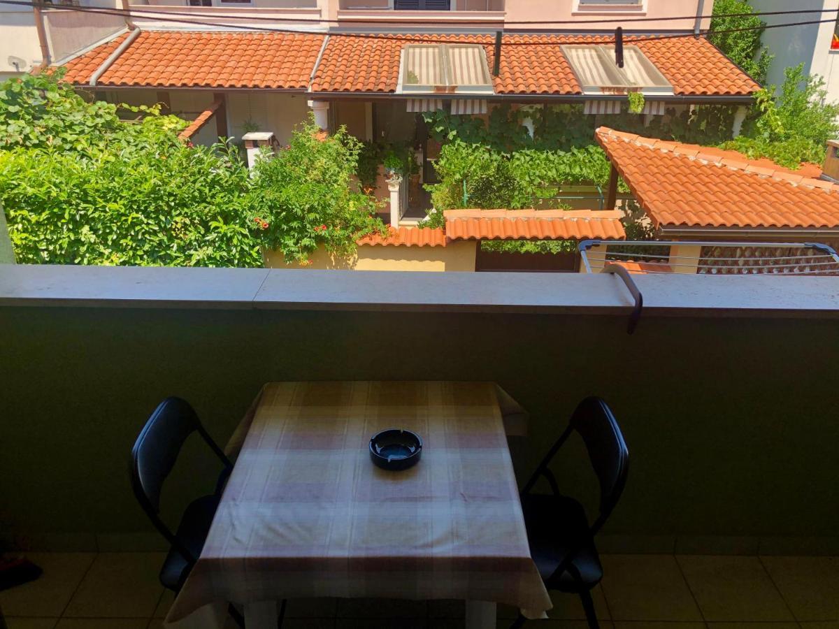 Apartment Anni Pula Luaran gambar